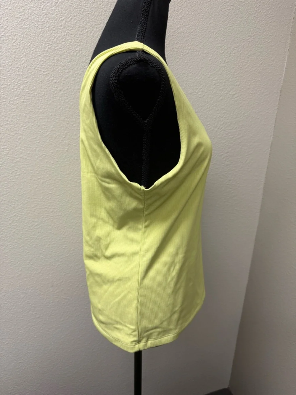 Tahari Lime Green Ribbed Tank Top XL Stretch Scoop Neck Summer Basic Chic - Picture 6 of 10